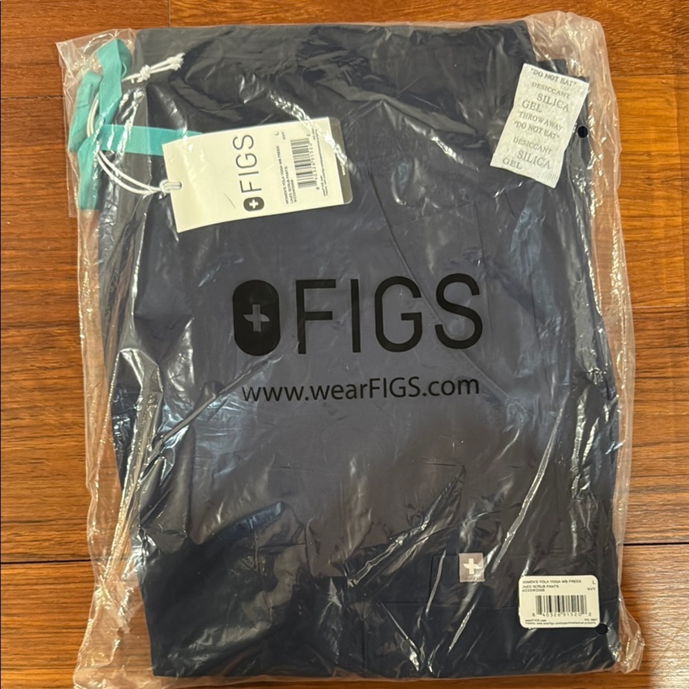 Figs Navy Scrub Pants